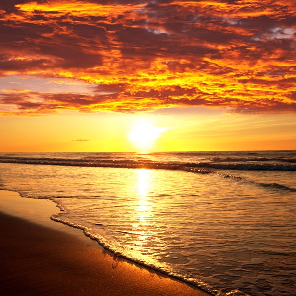 Admirar un bello atardecer – HUATABAMPITO, PLAYAS
